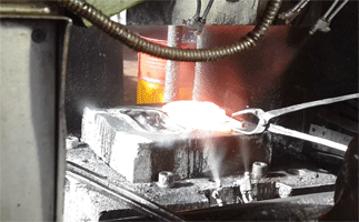 THIF-728壓鑄脫模劑使用現場圖